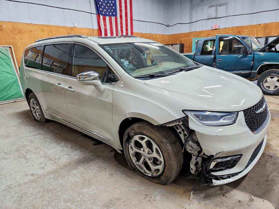 2021 Chrysler Pacifica VIN 2C4RC3GG4MR557427 COPART salvage auction — FRONT END, Mi - Certificate Of Title, sold $17,100 on 2026-08-19 (photo 4)
