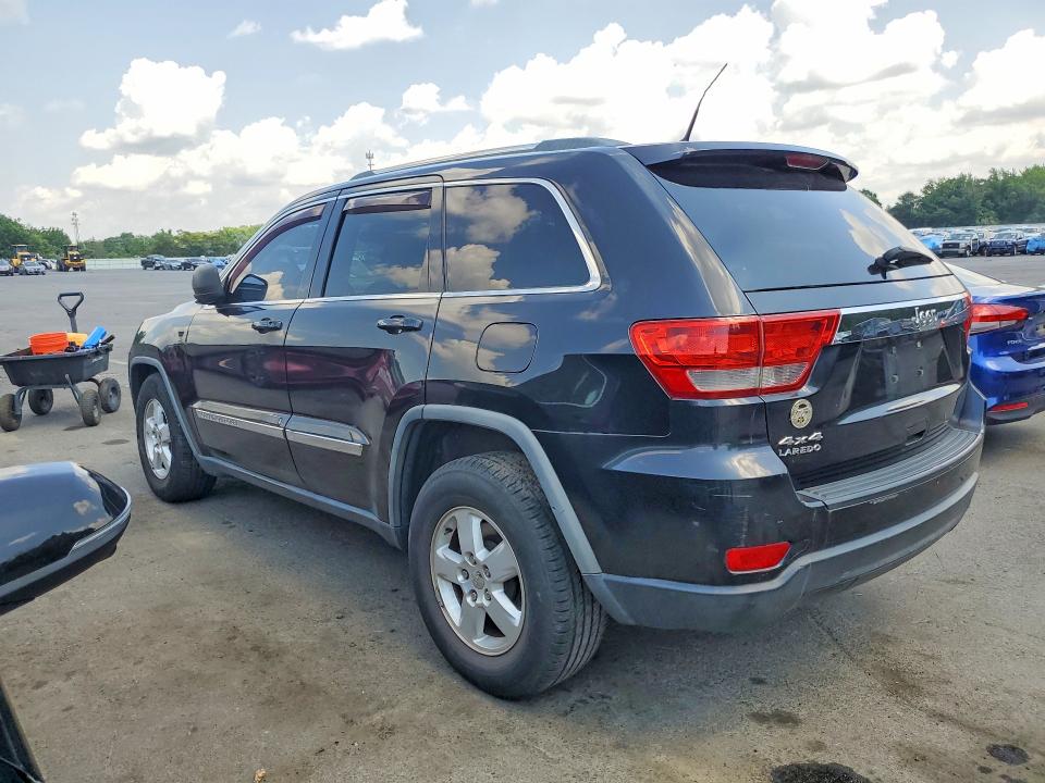 2011 Jeep Grand cherokee VIN 1J4RR4GG4BC515389 COPART salvage auction — MINOR DENT/SCRATCHES, Pa - Cert Of Title, sold $1,000 on 2026-07-09 (photo 2)