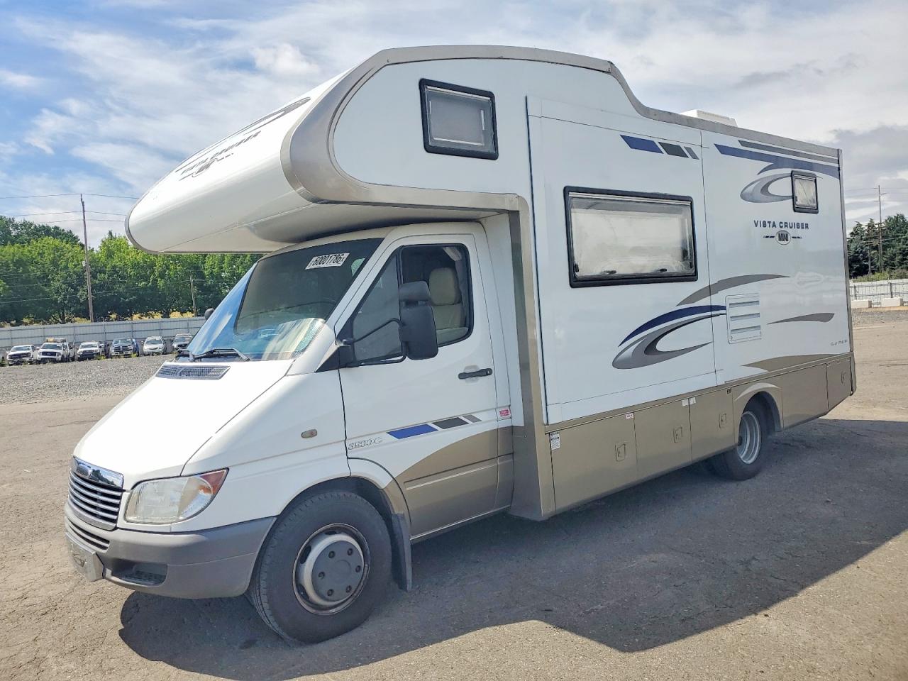 2006 Frht Sprinter VIN WDPPD944165901449 COPART salvage auction — Rear End, WA - VEHICLE CERT OF OWNERSHIP-TITL, sold $16,300 on 2026-07-07 (photo 2)