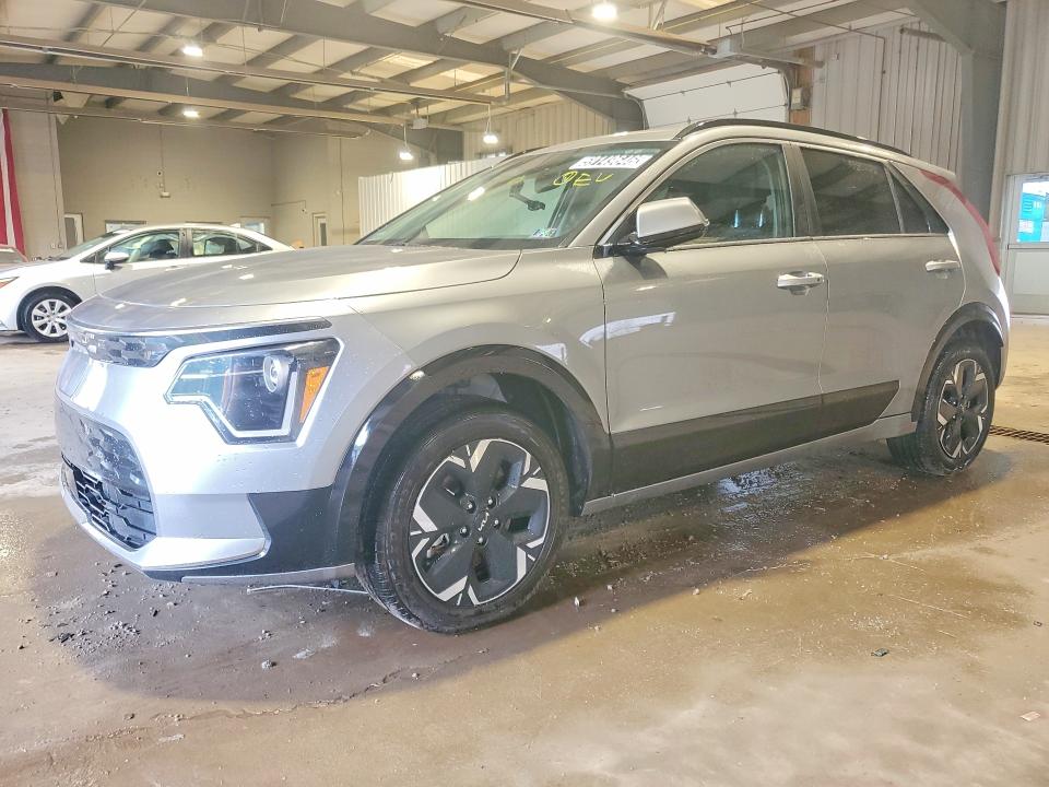 2024 Kia Niro VIN KNDCR3L15R5122359 COPART salvage auction — MECHANICAL, OH - CERTIFICATE OF TITLE, sold $11,900 on 2026-07-13 (photo 1)