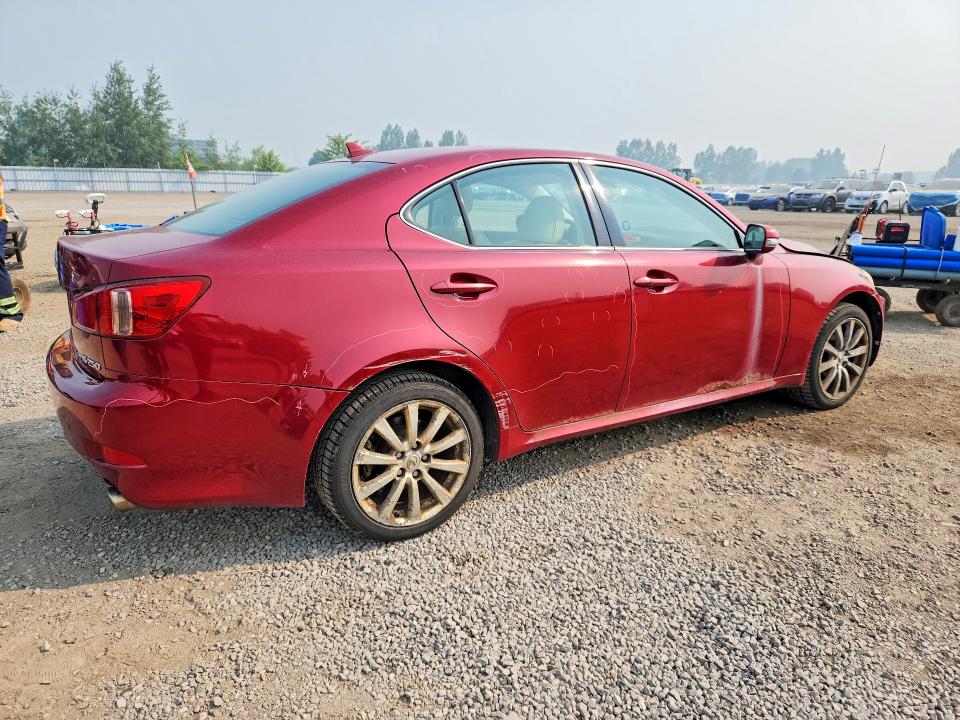 2011 Lexus Is 250 VIN JTHCF5C27B5049027 COPART salvage auction — SIDE, ON - PERMIT NO BRAND - UNFIT, sold $200 on 2026-07-28 (photo 3)
