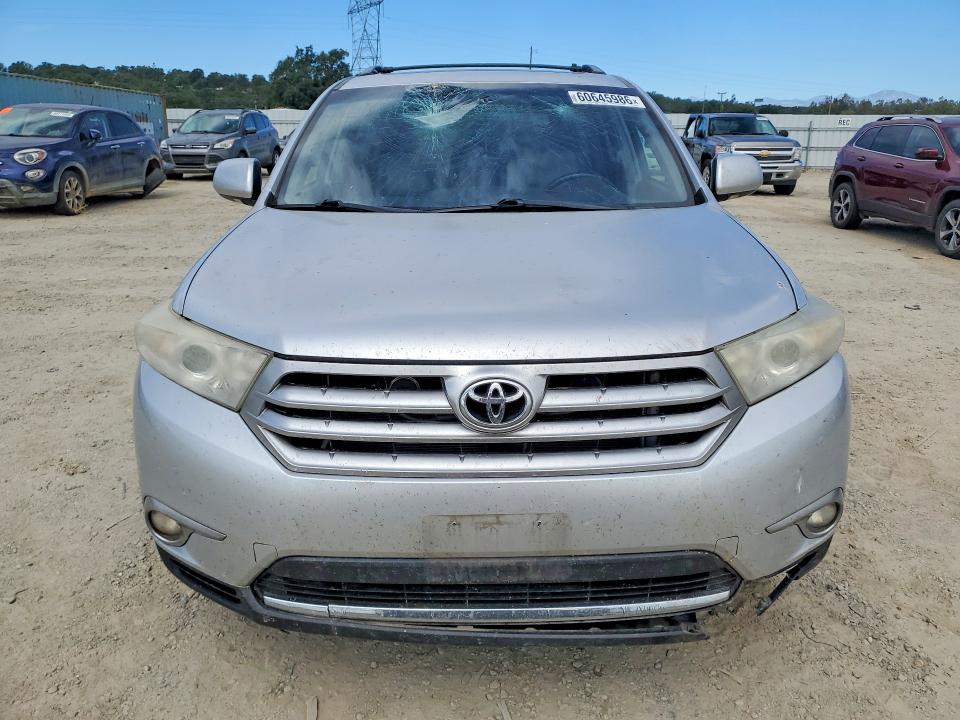2012 Toyota Highlander VIN 5TDDK3EH1CS098176 COPART salvage auction — UNDERCARRIAGE, Salvage Title, sold $4,050 on 2026-07-24 (photo 5)