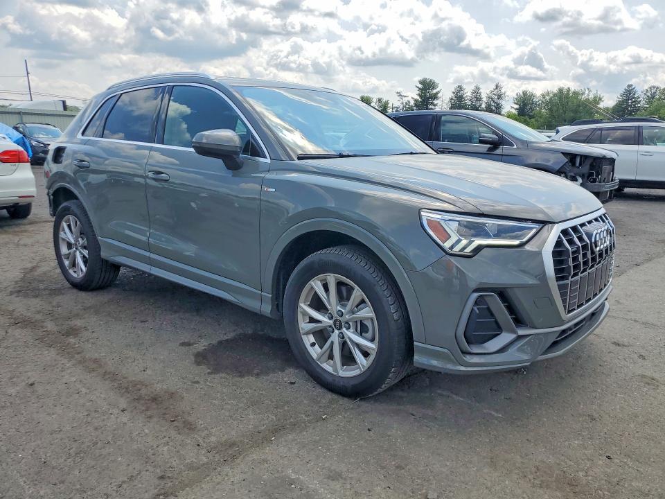 2025 Audi Q3 VIN WA1DECF39S1033544 COPART salvage auction — REAR END, Pa - Certificate Of Salvage, sold $9,400 on 2026-07-28 (photo 4)