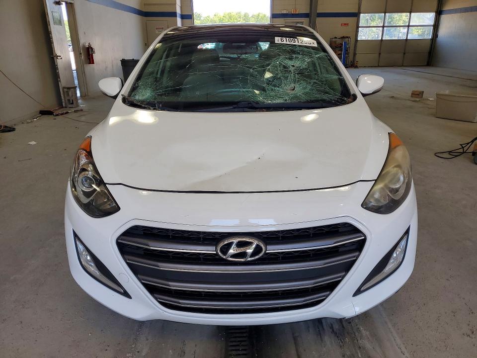 2016 Hyundai Elantra VIN KMHD35LH1GU316156 COPART salvage auction — FRONT END, Va - Cert Of Title - Salvage, sold $2,600 on 2026-07-31 (photo 5)