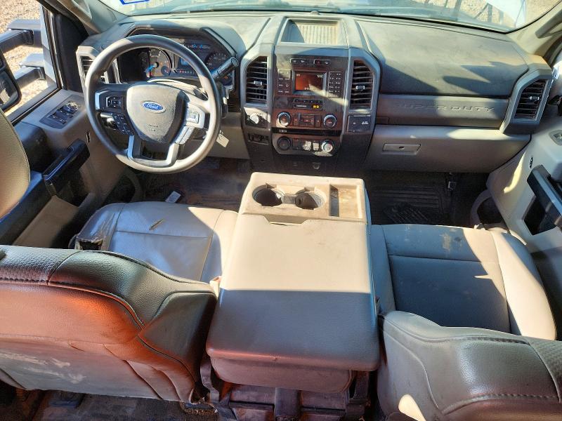 2017 Ford F350 VIN 1FT8W3BT7HEF13013 COPART salvage auction — MINOR DENT/SCRATCHES, Tx - Certificate Of Title (P), sold $7,300 on 2026-07-28 (photo 8)