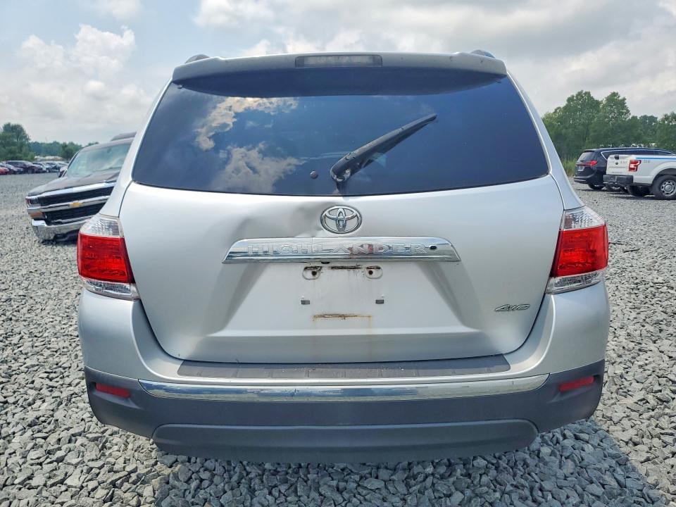 2012 Toyota VIN 5TDDK3EH2CS139673 COPART salvage auction — HAIL, Oh - Cert Of Title-Salvage, sold $6,000 on 2026-07-16 (photo 6)