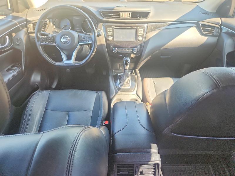 2017 Nissan Rogue VIN JN1BJ1CRXHW102097 COPART salvage auction — SIDE, Ct - Cert Of Title-Salvage, sold $925 on 2026-07-17 (photo 8)