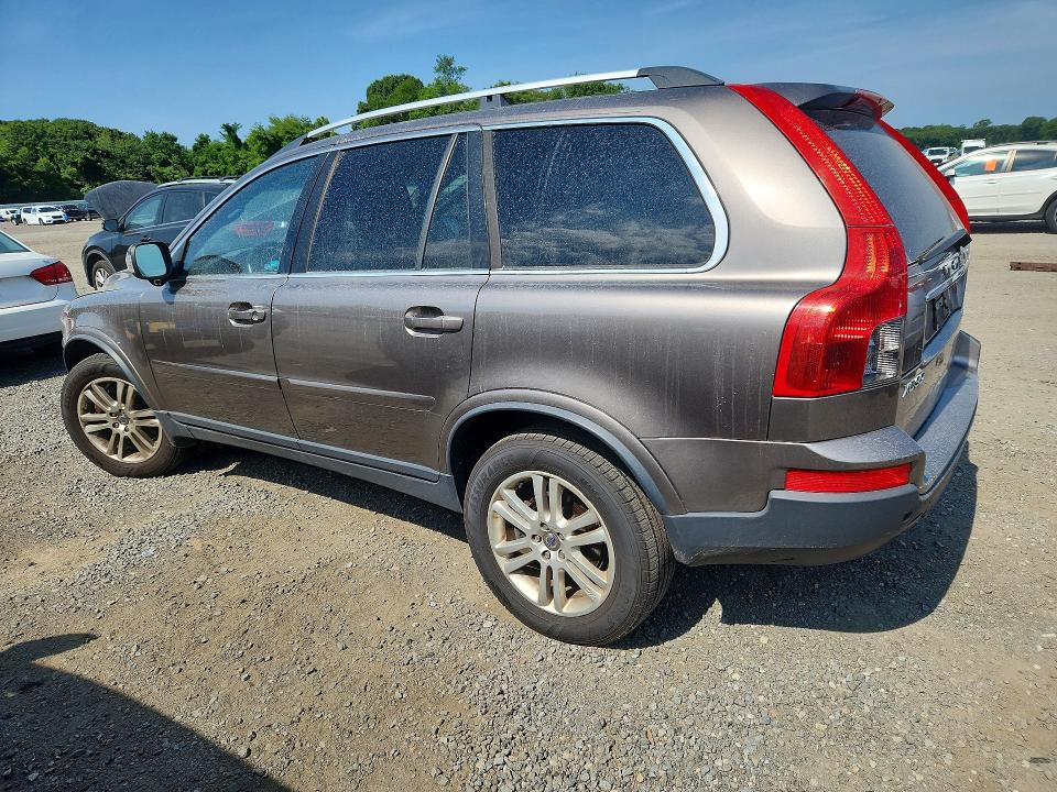 2011 Volvo Xc90 VIN YV4952CZ4B1581785 COPART salvage auction — MINOR DENT/SCRATCHES, Ma - Cert Of Title-Reconstrctd Coll, sold $450 on 2026-07-15 (photo 2)