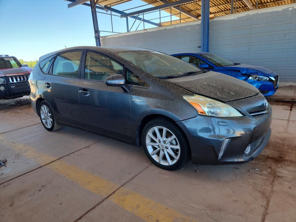2012 Toyota Prius v VIN JTDZN3EU7C3108348 COPART salvage auction — MINOR DENT/SCRATCHES, Salvage Title, sold $1,350 on 2026-07-09 (photo 4)