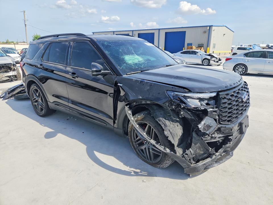 2025 Ford Explorer VIN 1FMUK7KH2SGC16915 COPART salvage auction — FRONT END, TX - SALVAGE VEHICLE TITLE (P), sold $13,200 on 2026-08-21 (photo 4)