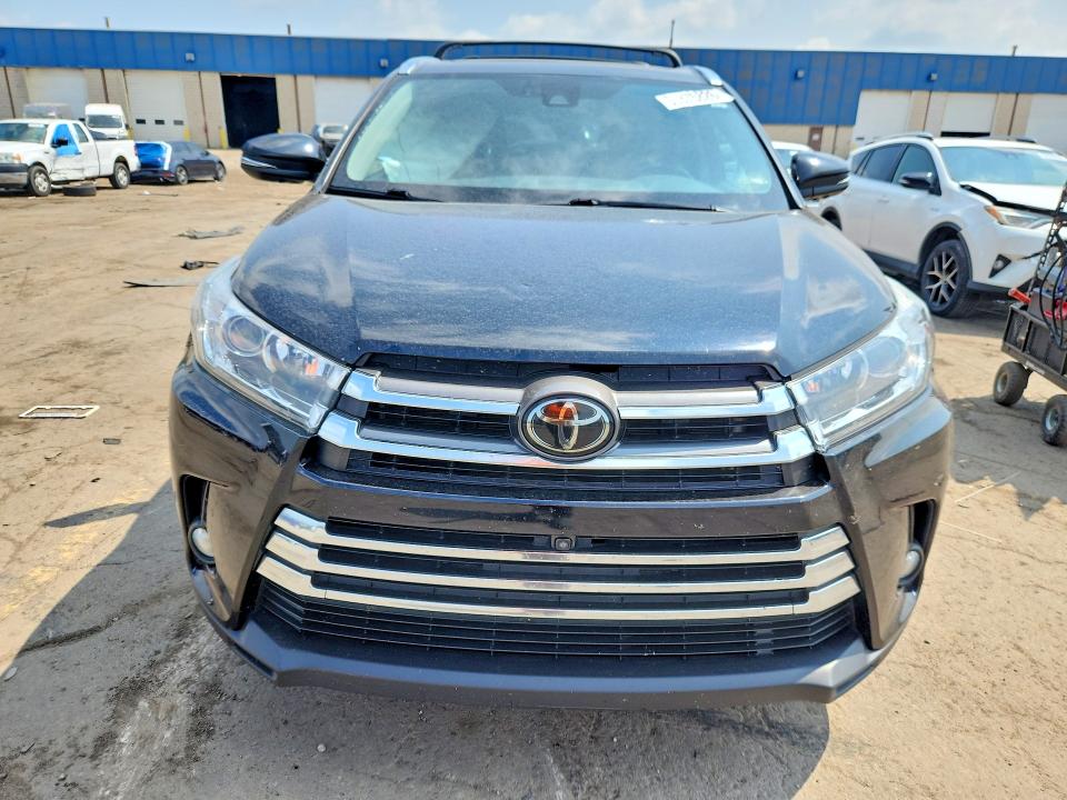 2018 Toyota Highlander VIN 5TDDZRFH4JS843058 COPART salvage auction — SIDE, Mi - Certificate Of Title, sold $11,500 on 2026-07-31 (photo 5)