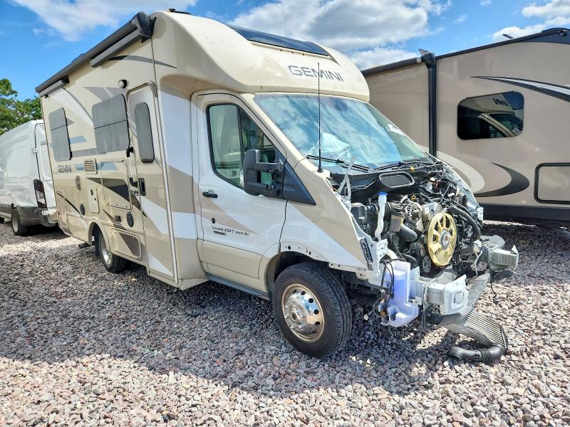2017 Thor Motor home VIN 1FDWS8PV3HKA47619 — COPART salvage auction photo