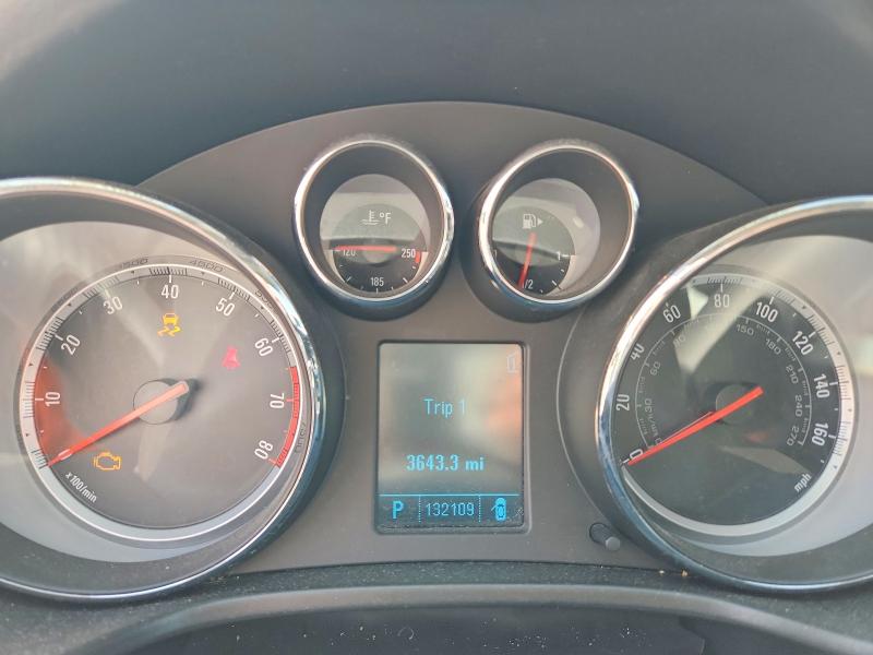 2011 Buick Regal VIN W04GU5GC4B1005841 COPART salvage auction — NORMAL WEAR, IN - CERTIFICATE OF TITLE, sold $1,485 on 2026-08-03 (photo 9)