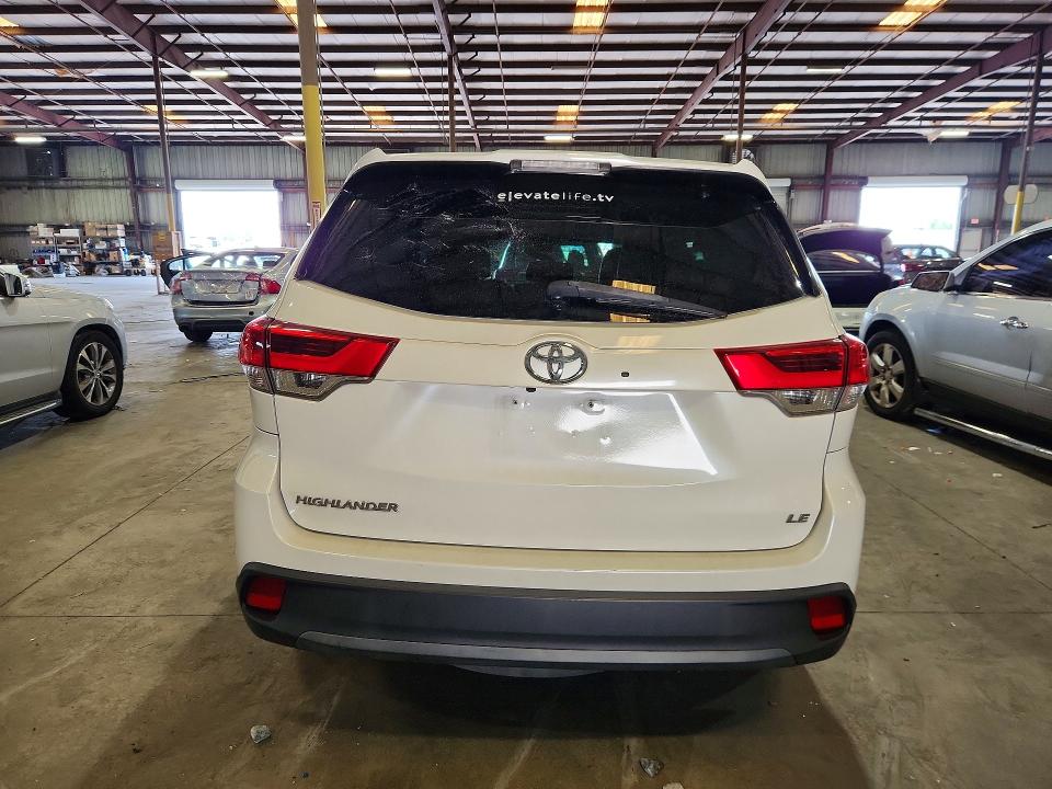 2017 Toyota VIN 5TDZZRFH1HS189328 COPART salvage auction — FRONT END, Fl - Certificate Of Title, sold $3,700 on 2026-07-20 (photo 6)