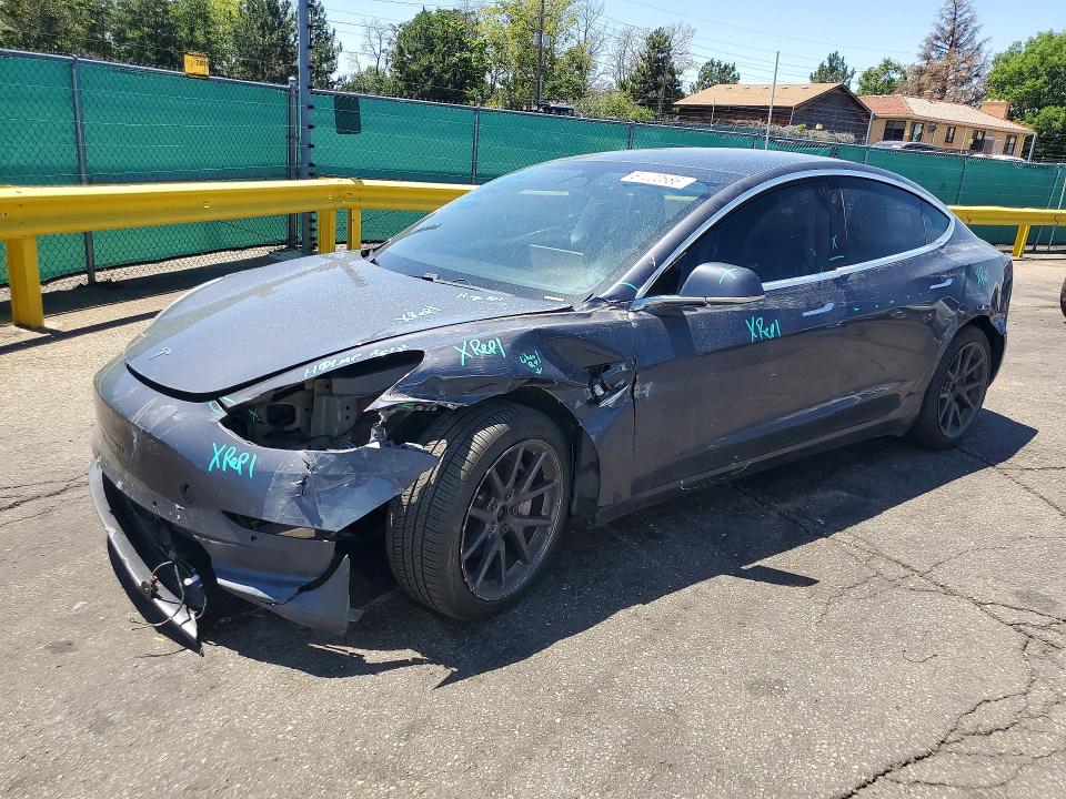 2018 Tesla Model 3 VIN 5YJ3E1EB0JF066081 COPART salvage auction — FRONT END, CO - DIS/DLR/EXP ONLY CLEAN TITLE, sold $3,850 on 2026-07-28 (photo 1)