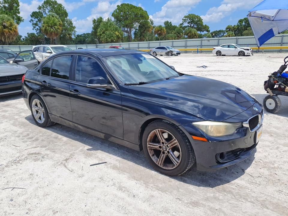 2015 BMW VIN WBA3A5C57FF608647 COPART salvage auction — MINOR DENT/SCRATCHES, Mt - Certificate Of Title, sold $650 on 2026-08-19 (photo 4)
