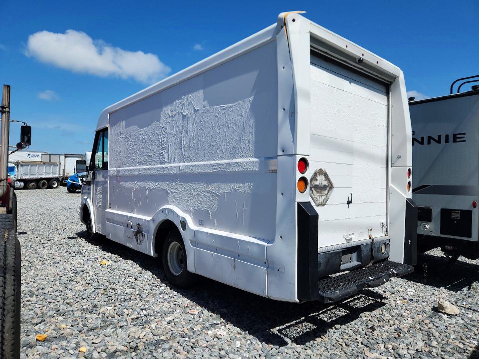2012 Isuzu Npr VIN JALB4T170C7W00697 COPART salvage auction — MINOR DENT/SCRATCHES, FL - CERTIFICATE OF TITLE, sold $10 on 2026-07-23 (photo 2)