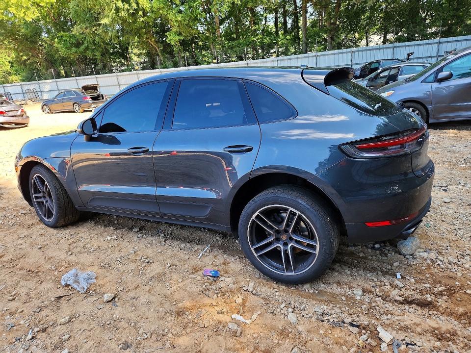 2021 Porsche Macan VIN WP1AA2A55MLB10133 COPART salvage auction — SIDE, Ga - Cert Of Ttl-Slvg Manufctr Bybk, sold $16,600 on 2026-08-28 (photo 2)