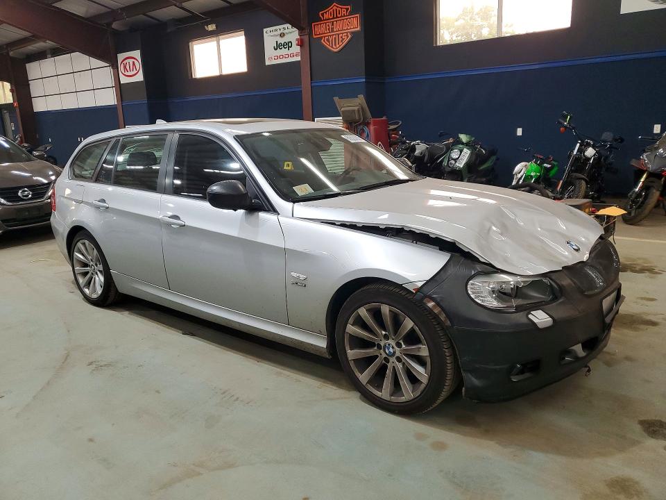 2012 BMW 3er VIN WBAUU3C51CA951317 COPART salvage auction — FRONT END, CT - CERT OF TITLE-PARTS ONLY SALVA, sold $625 on 2026-07-30 (photo 4)