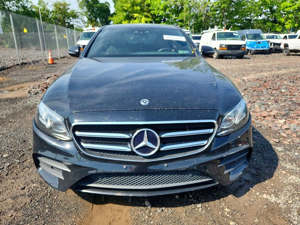 2018 Mercedes-benz E-klasse VIN WDDZF4KBXJA320763 COPART salvage auction — WATER/FLOOD, Salvage Title, sold $6,200 on 2026-08-03 (photo 5)