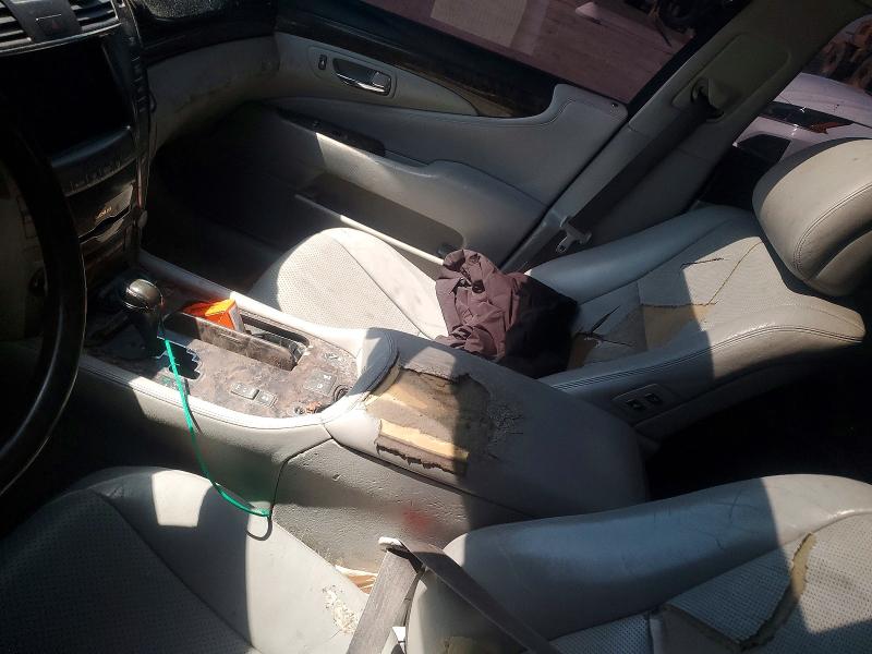 2007 Lexus Ls 460 VIN JTHBL46F975025025 COPART salvage auction — UNDERCARRIAGE, CA - CERTIFICATE OF TITLE (P), sold $175 on 2026-07-28 (photo 8)