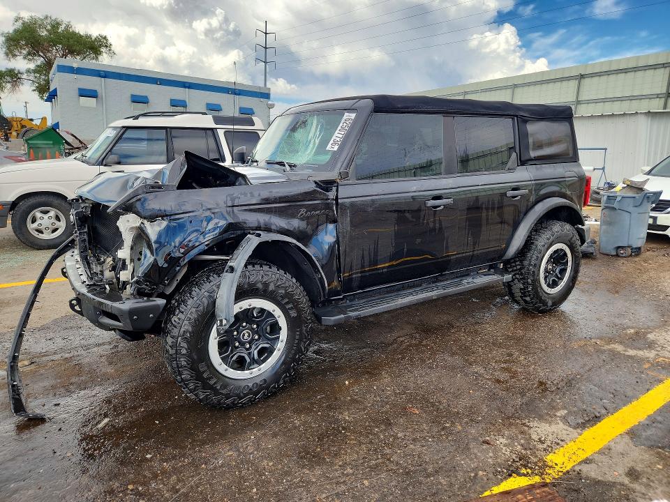 2022 Ford Bronco VIN 1FMDE5BH3NLB36305 — COPART salvage auction photo