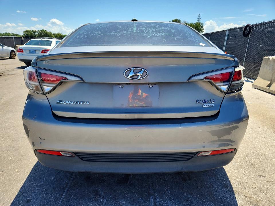 2017 Hyundai Sonata hybrid VIN KMHE34L3XHA069211 COPART salvage auction — REAR END, Fl - Certificate Of Title, sold $1,200 on 2026-07-31 (photo 6)
