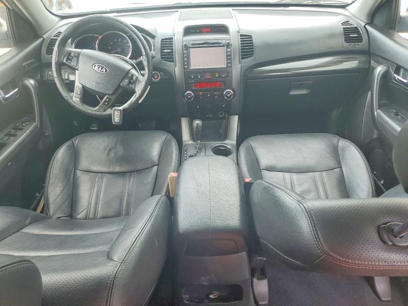 2013 Kia Sorento VIN 5XYKU4A65DG370156 COPART salvage auction — SIDE, Fl - Cert Of Title Slvg Rebuildable, sold $575 on 2026-07-15 (photo 8)