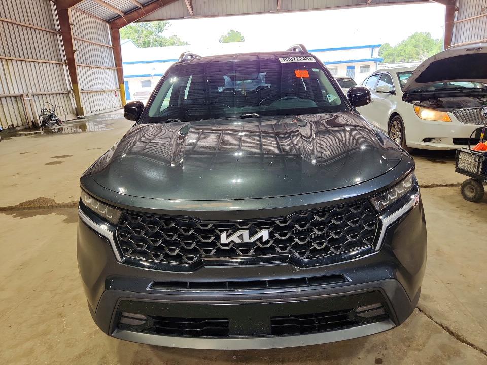 2023 Kia Sorento VIN 5XYRHDLF7PG163854 COPART salvage auction — WATER/FLOOD, LA - CERT OF TITLE-SALVAGE FLOOD, sold $7,400 on 2026-08-21 (photo 5)