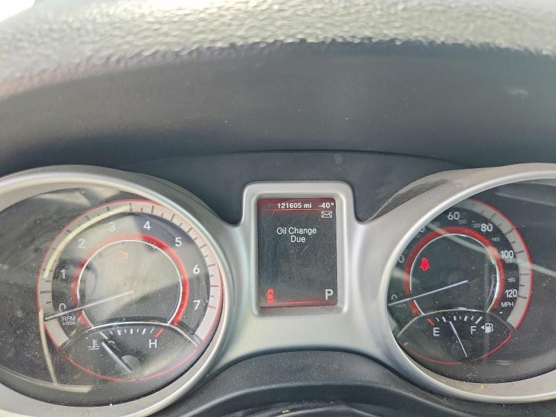 2017 Dodge Journey VIN 3C4PDCABXHT706895 COPART salvage auction — MINOR DENT/SCRATCHES, TX - CERTIFICATE OF TITLE, sold $975 on 2026-08-02 (photo 9)