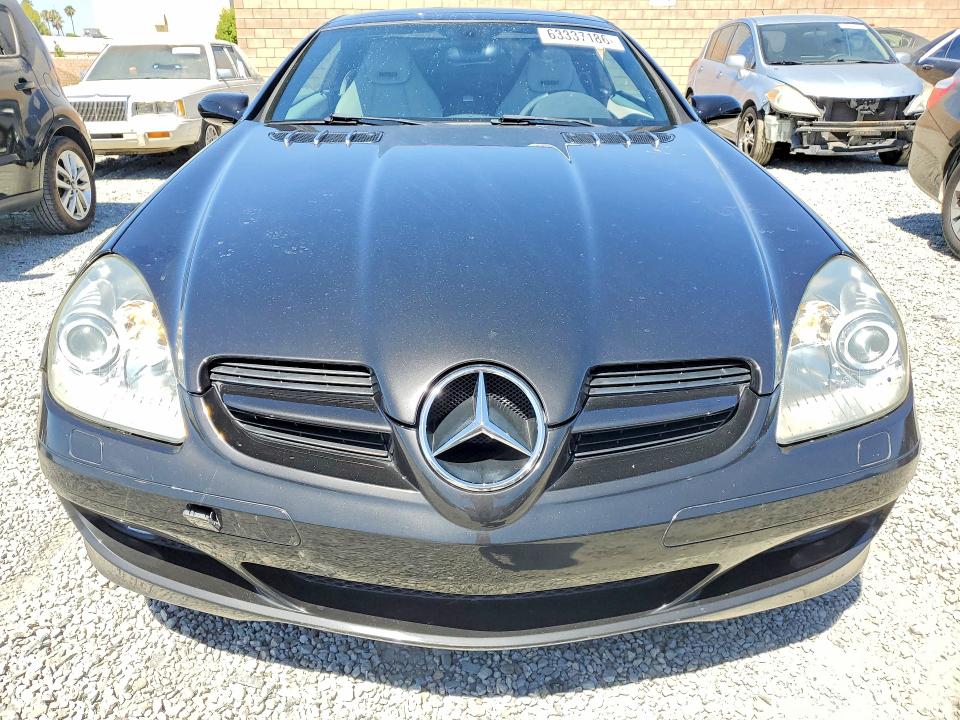 2005 Mercedes-benz Slk-klasse VIN WDBWK56F05F049554 COPART salvage auction — SIDE, CA - SALVAGE CERTIFICATE, sold $1,000 on 2026-08-19 (photo 5)
