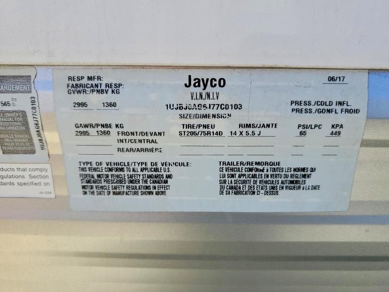 2018 Jayco Jay flight VIN 1UJBJ0AG6J77C0103 COPART salvage auction — VANDALISM, CA - SALVAGE CERTIFICATE, sold $250 on 2026-07-30 (photo 9)