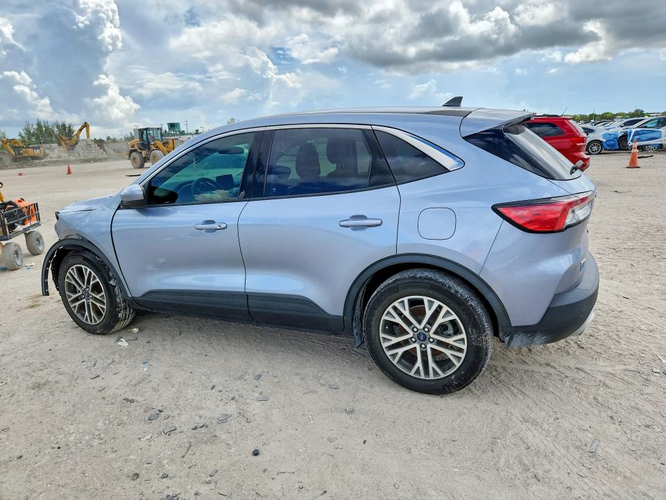 2022 Ford Escape VIN 1FMCU0H67NUA81097 COPART salvage auction — FRONT END, Fl - Cert Of Title Slvg Rebuildable, sold $3,950 on 2026-07-30 (photo 2)
