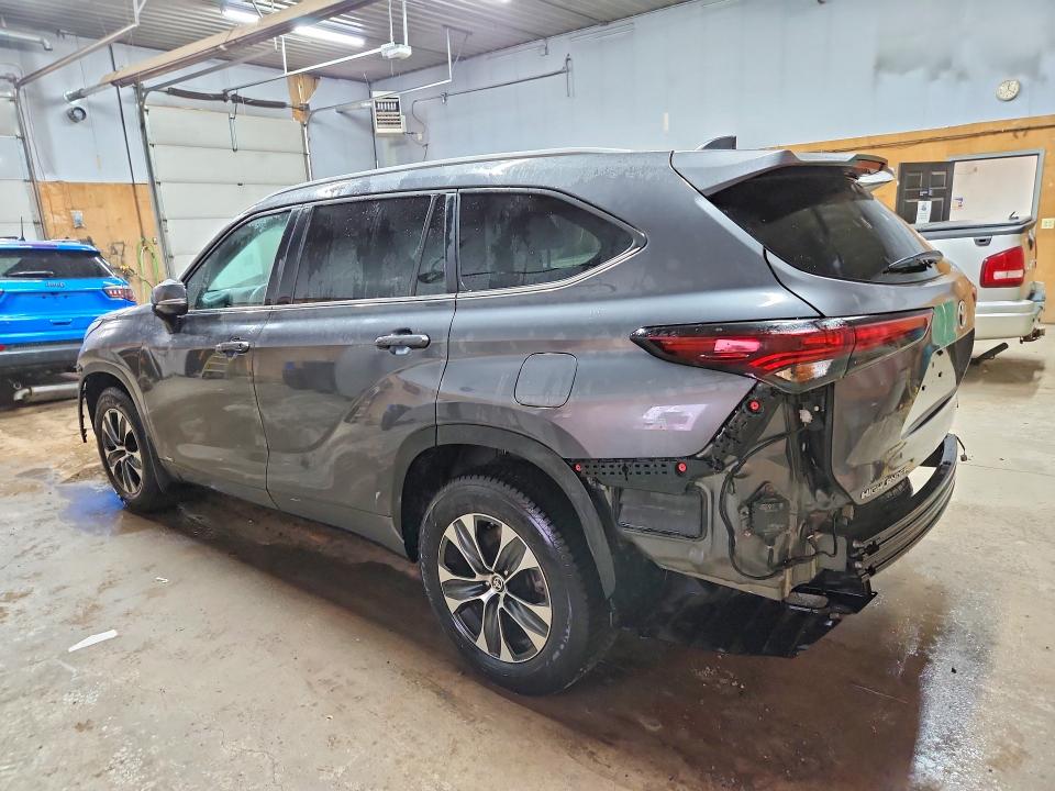 2024 Toyota Highlander hybrid VIN 5TDKBRCH4RS630784 COPART salvage auction — FRONT END, MI - CERTIFICATE OF TITLE, sold $7,100 on 2026-07-28 (photo 2)