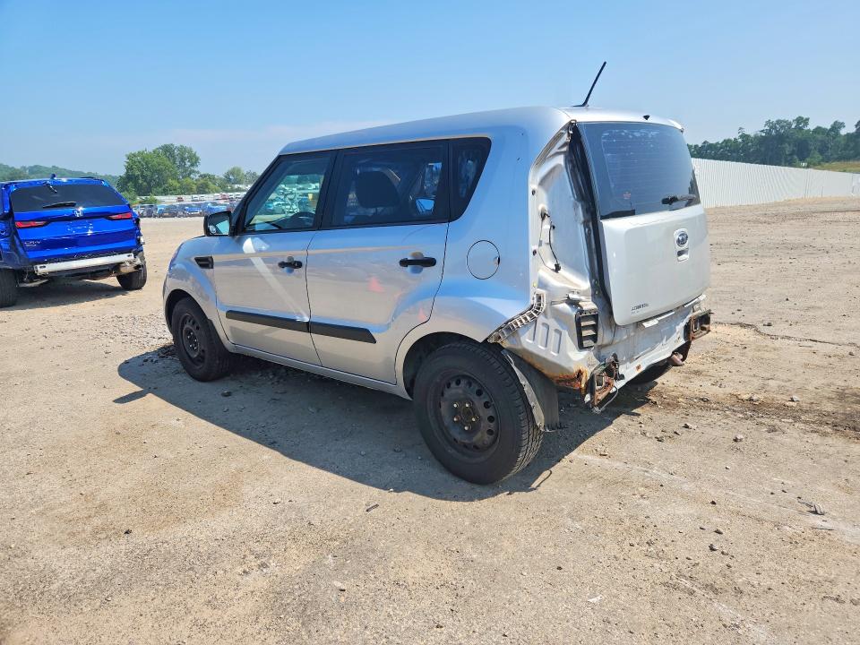 2011 Kia Soul VIN KNDJT2A17B7308002 COPART salvage auction — UNDERCARRIAGE, WI - JUNKED VEHICLE BILL OF SALE, sold $175 on 2026-07-28 (photo 2)