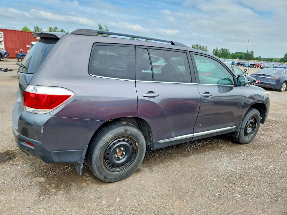 2013 Toyota Highlander VIN 5TDZA3EH4DS032733 COPART salvage auction — REAR END, ON - PERMIT NO BRAND - UNFIT, sold $775 on 2026-07-21 (photo 3)