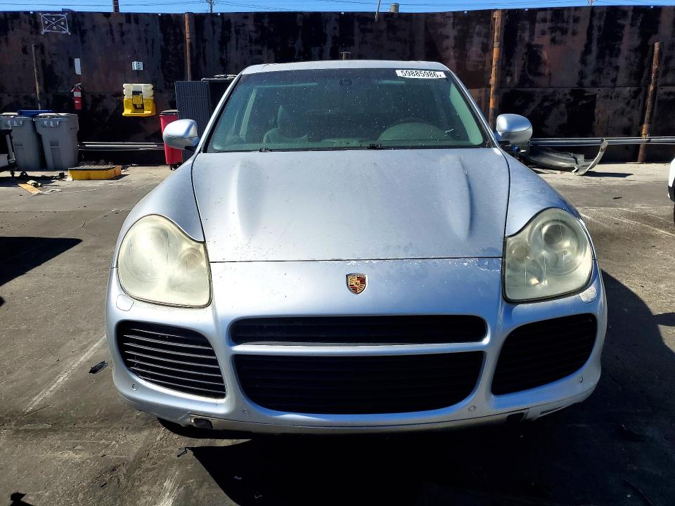 2004 Porsche Cayenne VIN WP1AC29P24LA90133 COPART salvage auction — NORMAL WEAR, Mt - Dis/Dlr/Exp Only Clean Title, sold $475 on 2026-07-29 (photo 5)