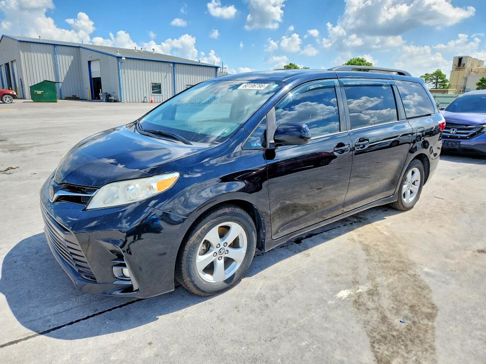 2018 Toyota Sienna VIN 5TDKZ3DC7JS959852 COPART salvage auction — WATER/FLOOD, OK - CERT OF TITLE-SALVAGE FLOOD, sold $175 on 2026-07-29 (photo 1)
