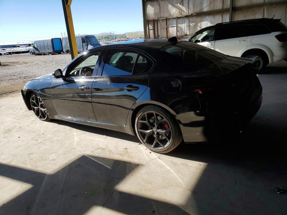 2021 Alfa romeo VIN ZARFAMBN5M7647584 COPART salvage auction — FRONT END, Az - Cert Of Title - Salvage, sold $3,900 on 2026-07-27 (photo 2)