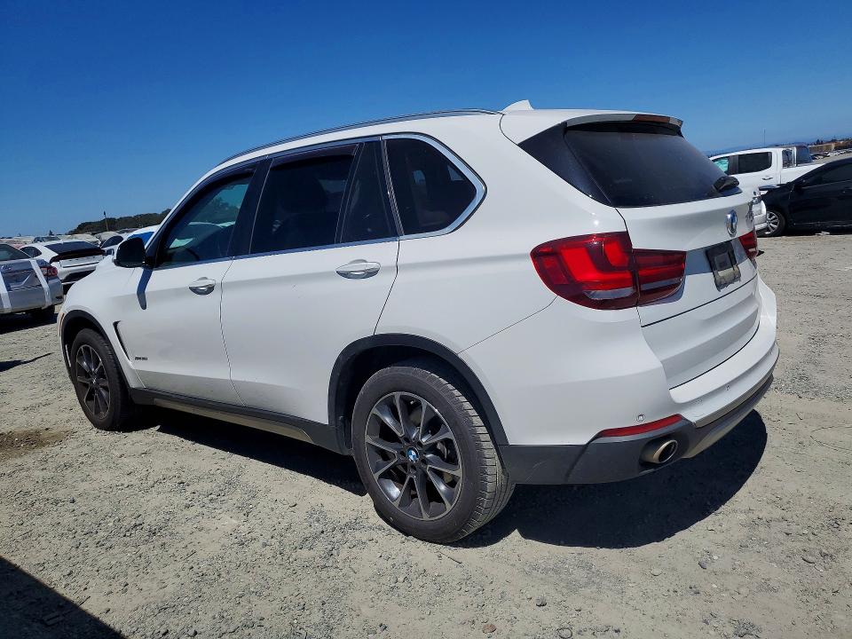 2015 BMW X5 VIN 5UXKR0C56F0P03678 COPART salvage auction — MINOR DENT/SCRATCHES, CA - CERTIFICATE OF TITLE (P), sold $2,750 on 2026-07-28 (photo 2)