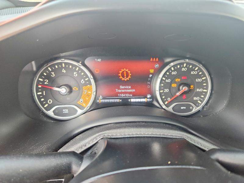 2019 Jeep Renegade VIN ZACNJBC19KPJ90393 COPART salvage auction — MINOR DENT/SCRATCHES, OH - CERT OF TITLE-REPOSSESSION, sold $750 on 2026-07-29 (photo 9)