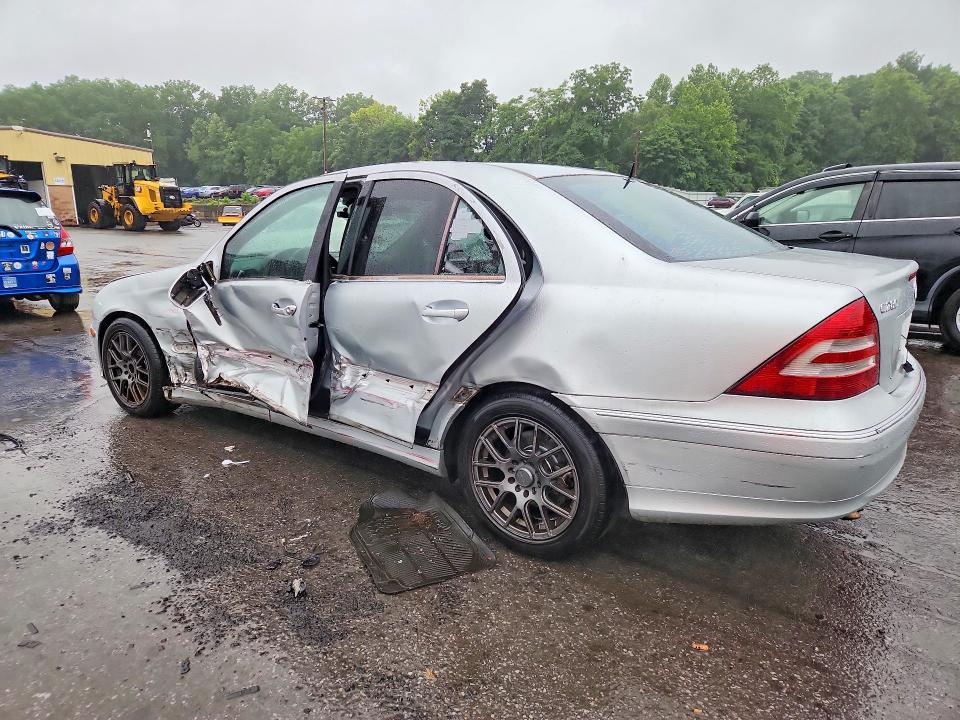 2006 Mercedes-benz C class VIN WDBRF92H36F756312 COPART salvage auction — SIDE, NY - MV-907A SALVAGE CERTIFICATE, sold $325 on 2026-07-23 (photo 2)
