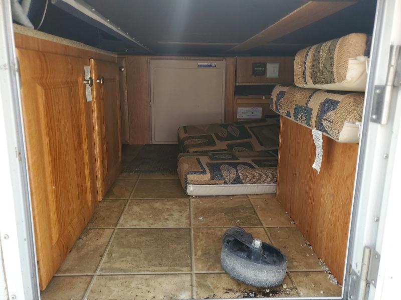 2008 Jayco jay Trailers VIN 1UJAJ01G581BD0695 COPART salvage auction — MINOR DENT/SCRATCHES, IA - CERTIFICATE OF TITLE, sold $550 on 2026-09-08 (photo 5)