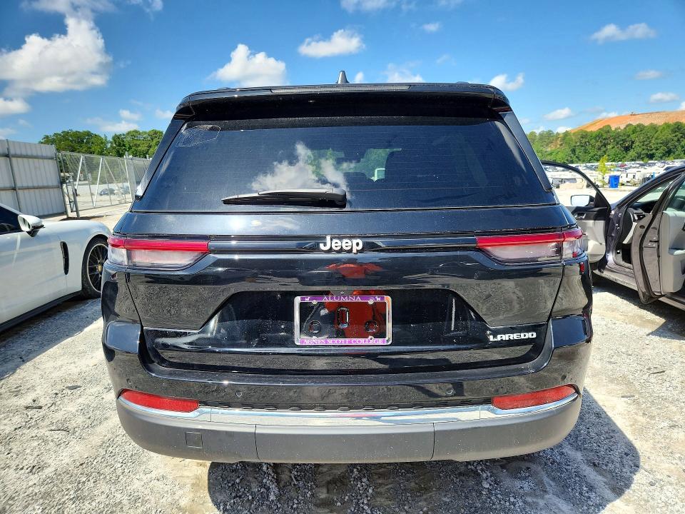 2025 Jeep Cherokee VIN 1C4RJGAG8SC370896 COPART salvage auction — SIDE, GA - CERTIFICATE OF TITLE, sold $18,200 on 2026-07-28 (photo 6)