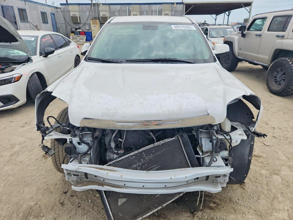 2017 Gmc Terrain VIN 2GKALMEK8H6264703 COPART salvage auction — FRONT END, Ca - Dis/Dlr/Exp Only Clean Title, sold $375 on 2026-07-27 (photo 5)
