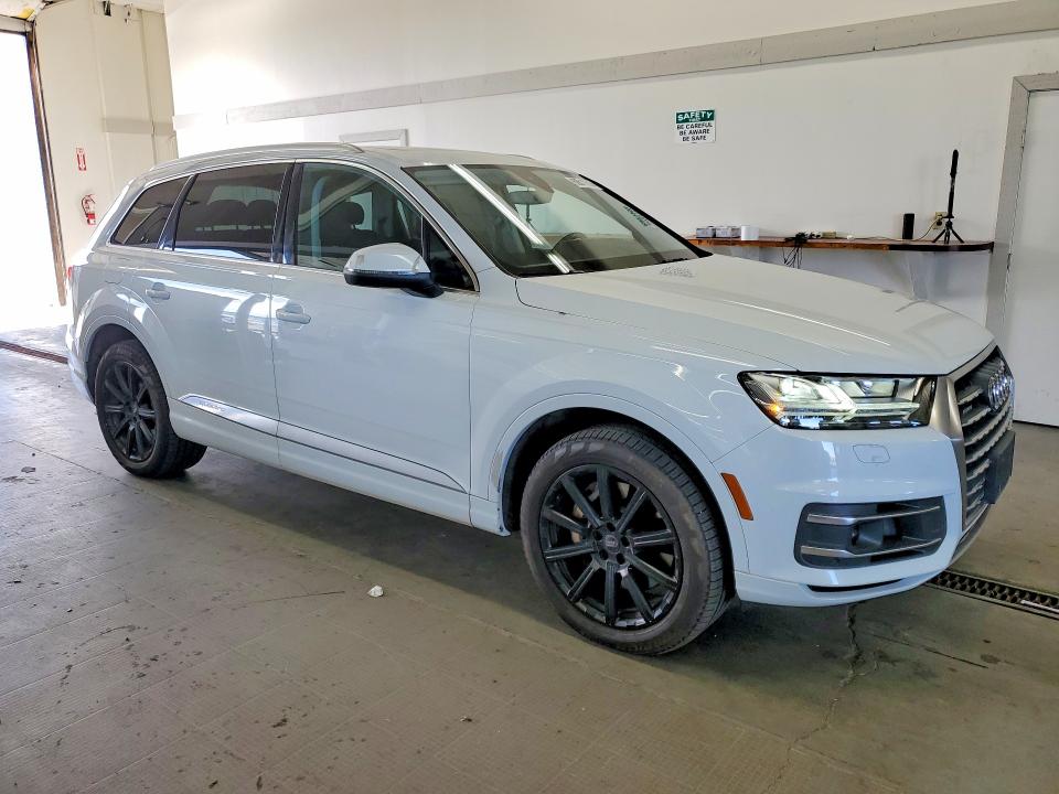 2017 Audi Q7 VIN WA1LAAF70HD016217 COPART salvage auction — MECHANICAL, Wa - Cert Of Ownership-Rebuilt, sold $1,400 on 2026-07-31 (photo 4)