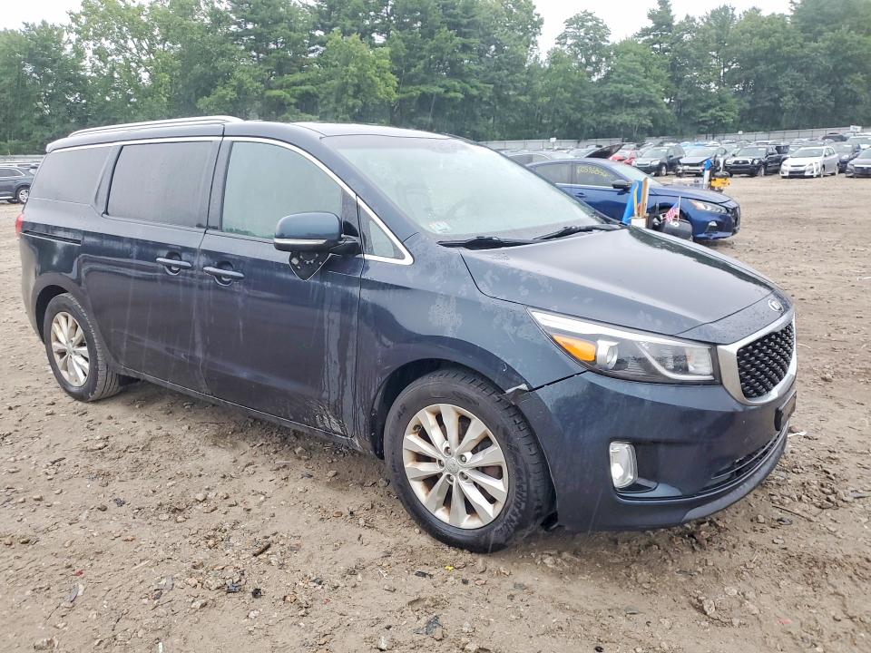 2016 Kia SEDONA VIN KNDMC5C10G6155424 COPART salvage auction — MECHANICAL, MA - CERTIFICATE OF TITLE, sold $2,350 on 2026-07-28 (photo 4)