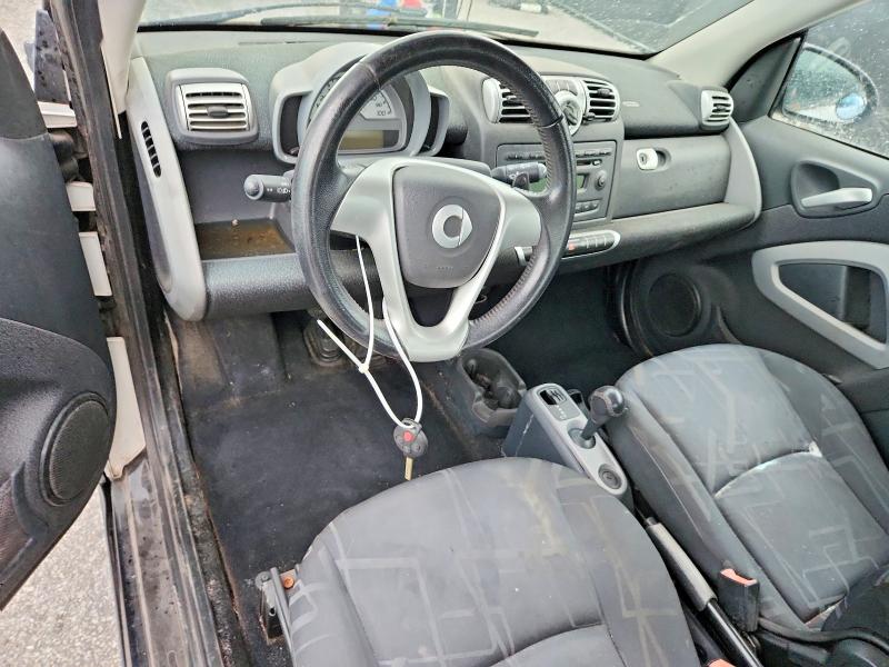 2009 Smart Fortwo VIN WMEEJ31X39K210210 COPART salvage auction — MINOR DENT/SCRATCHES, FL - CERTIFICATE OF TITLE (P), sold $900 on 2026-07-23 (photo 8)