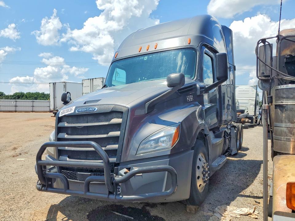 2019 Freightliner Cascadia 126 VIN 3AKJHHDR6KSKB5185 — COPART salvage auction photo