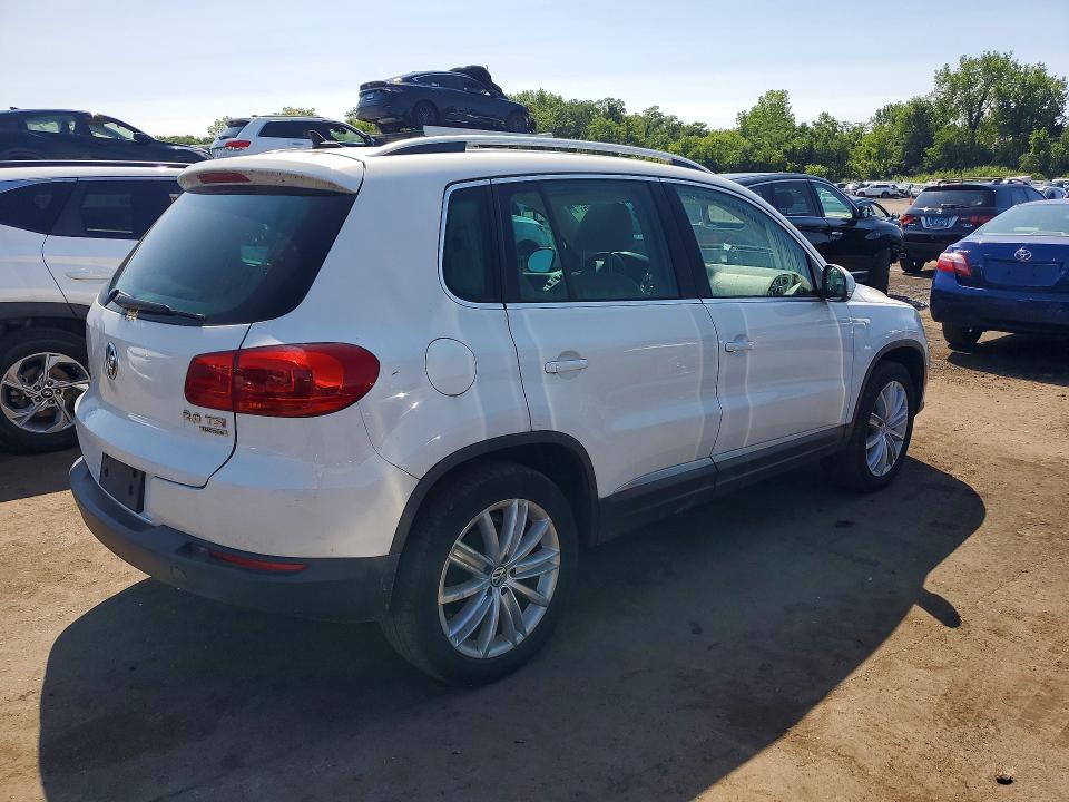 2014 Volkswagen Tiguan VIN WVGBV3AX2EW523382 COPART salvage auction — MINOR DENT/SCRATCHES, Ct - Certificate Of Title, sold $800 on 2026-07-28 (photo 3)